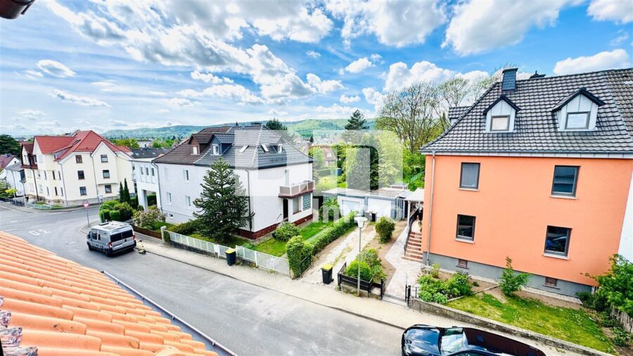 Modernisiertes Zweifamilienhaus mit Maisonettebereich in Panorama Traumlage + Garage / Terrasse - DG Panoramablick Bergpark / Herkules
